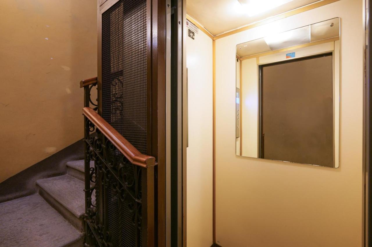 Castello Luxury Apartment - In The Heart Of Milano Dış mekan fotoğraf